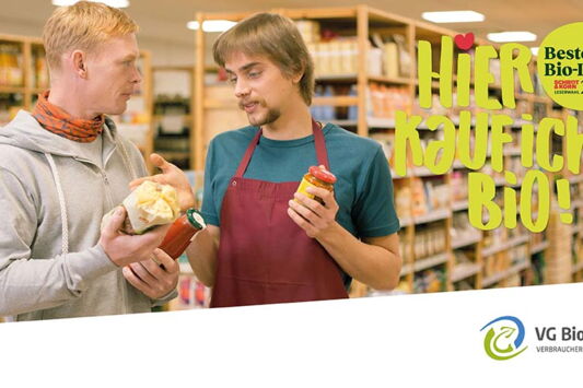 Beratung im Naturkostladen und Claim Beste Bio-Läden 2022