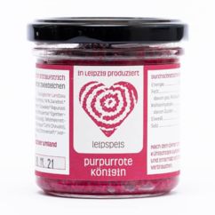 ein Glas Brotaufstrich mit roter Bete