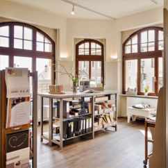 Blick in die Naturfarbenwerkstatt